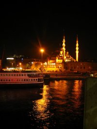 Turcja nocą